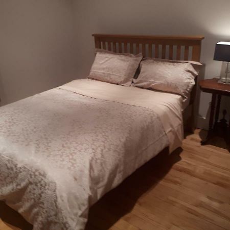 Luxurious Penthouse Apartment 1 , City Centre คิลเคนนี ภายนอก รูปภาพ