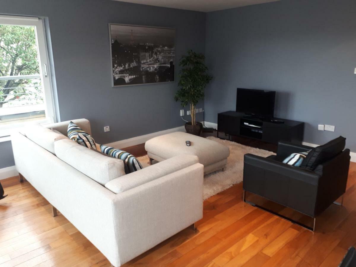 Luxurious Penthouse Apartment 1 , City Centre คิลเคนนี ภายนอก รูปภาพ